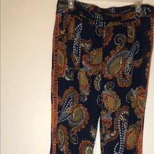 loose see through pant w/ pattern